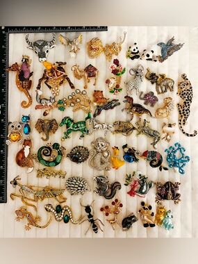 50pc Animal Brooch Lot Rhinestone Enamel Insect Bird Crystal Pin